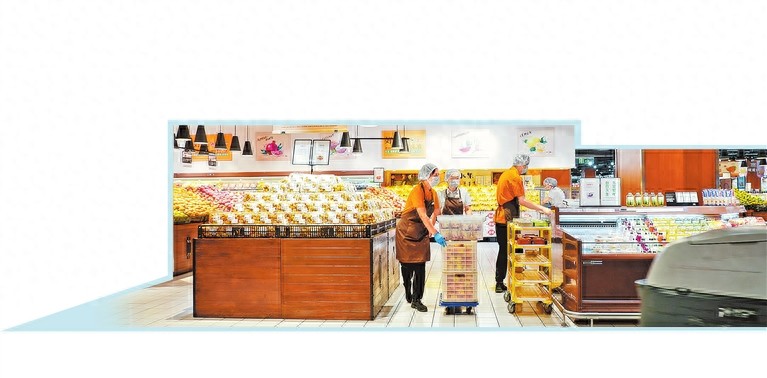 许昌胖东来时代广场店开业在即，网红大月饼与新鲜农产品引消费者抢购