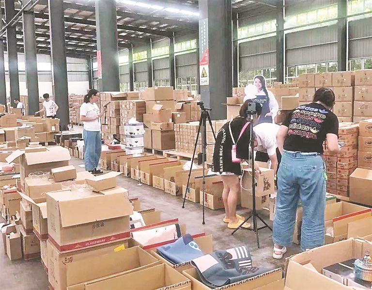 黑龙江鹤大高速跨松花江大桥_黑龙江农产品交易中心_佳木斯数字创意产业园发展