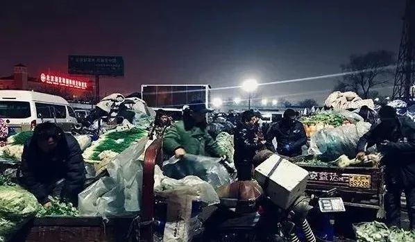 深圳布吉农产品中心批发市场_蔬菜批发凌晨交易原因_凌晨蔬菜批发市场
