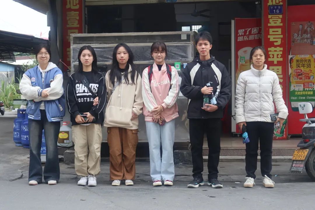 县域候鸟志愿服务队家乡行：绘蓝图、品饮食文化，献礼青春