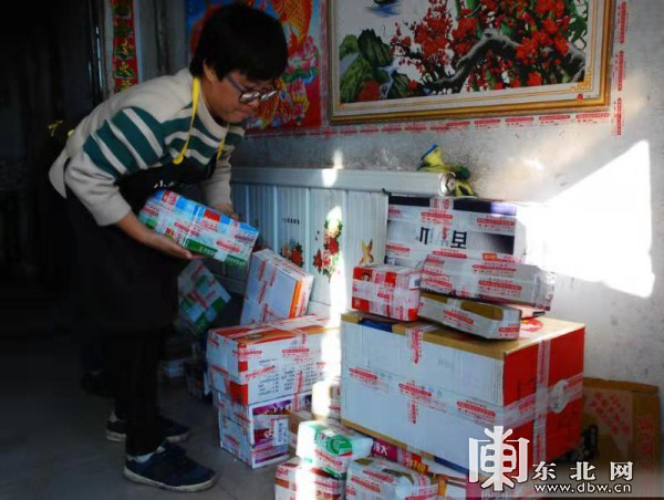 农家妹子李琛璨返乡创业，淘宝店助乡亲卖特产月入十万