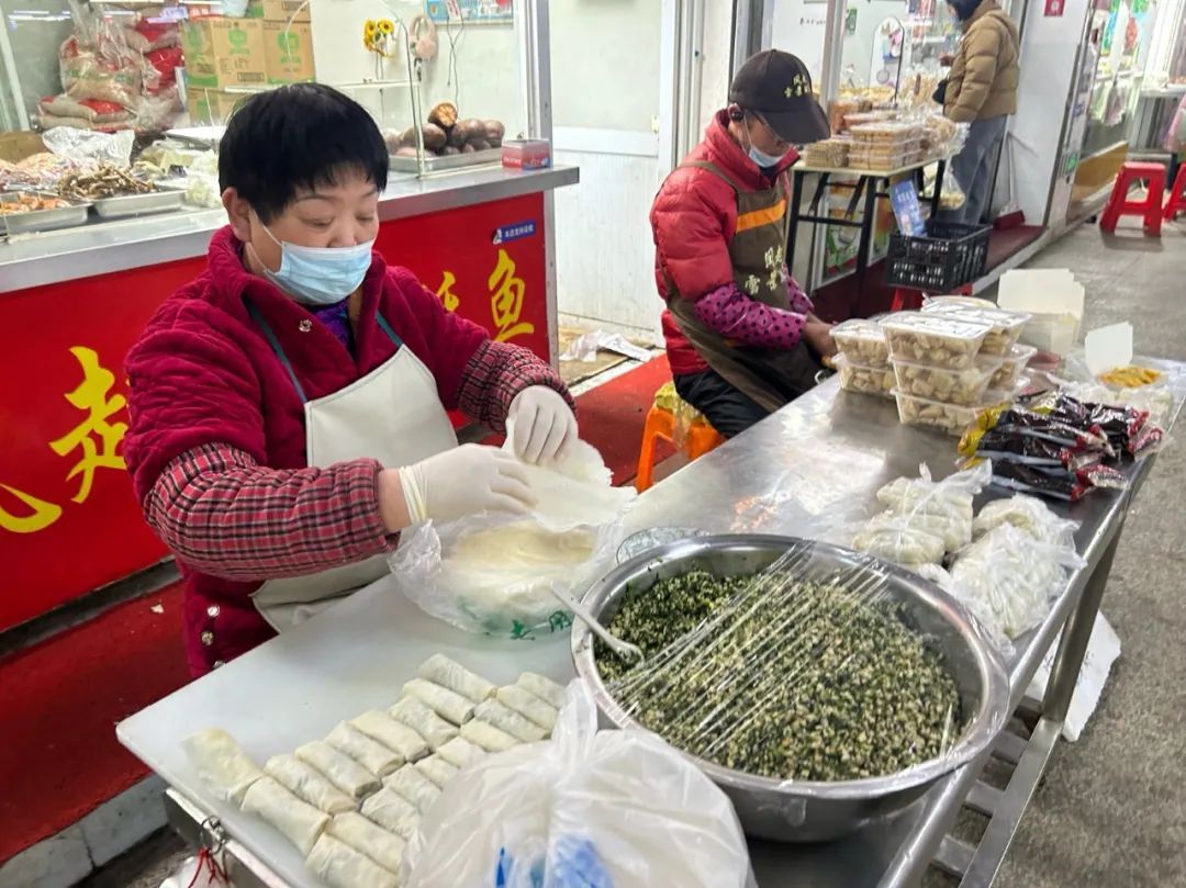 浙江农产品 价格_杭州萧山南门农副产品综合市场春卷销售_浙江人年夜饭必备春卷选购
