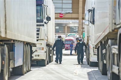 二连浩特口岸出口果蔬绿色通道_农产品运输绿色通道_二连浩特海关果蔬预约通关服务
