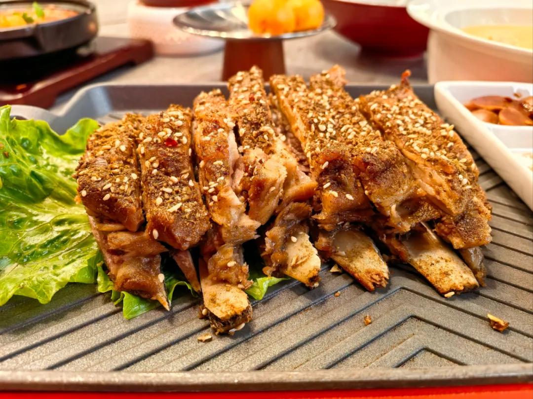 新疆的特色创意农产品_新疆美食胡尔炖 刀郎羊排 北屯风干野生鱼