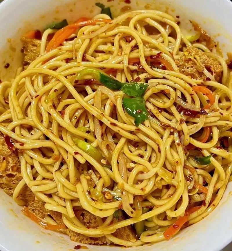 新疆的特色创意农产品_新疆美食胡尔炖 刀郎羊排 北屯风干野生鱼