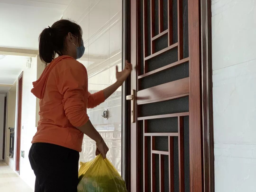 碧桂园海南区域购销海口市贫困户农产品发车仪式_海南农产品滞销_海口市政府副秘书长李革下令发车