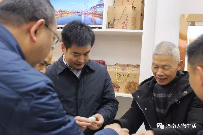 市级电子商务示范镇_农产品电子商务示范镇_宝龙镇电子商务综合服务站