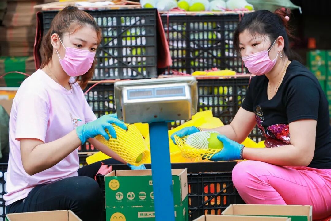 淘宝镇 农产品_海南菠萝滞销问题_淘宝吃货助农活动