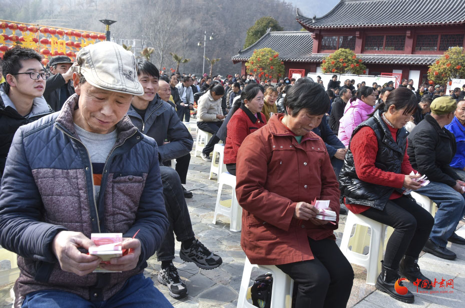 康县阳坝镇联农带农合作社分红大会_康县农产品流通网_阳坝镇五美康县建设产业振兴机制