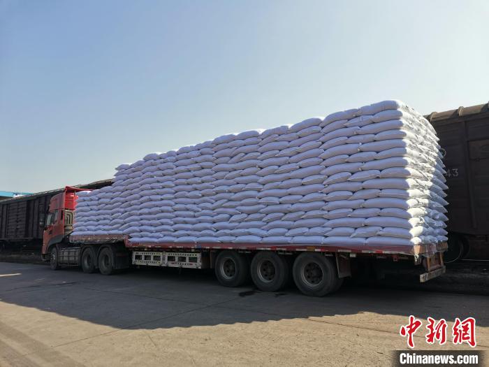 恩施绿茶火车出口中亚_宜万铁路恩施茶叶出口_恩施富硒农产品
