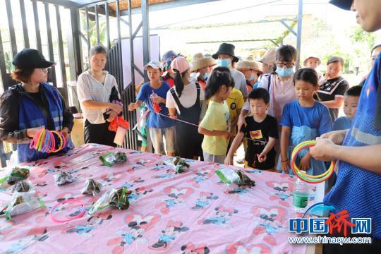农产品展销图片_特色农产品展销活动_琼海花果飘香粽情大路
