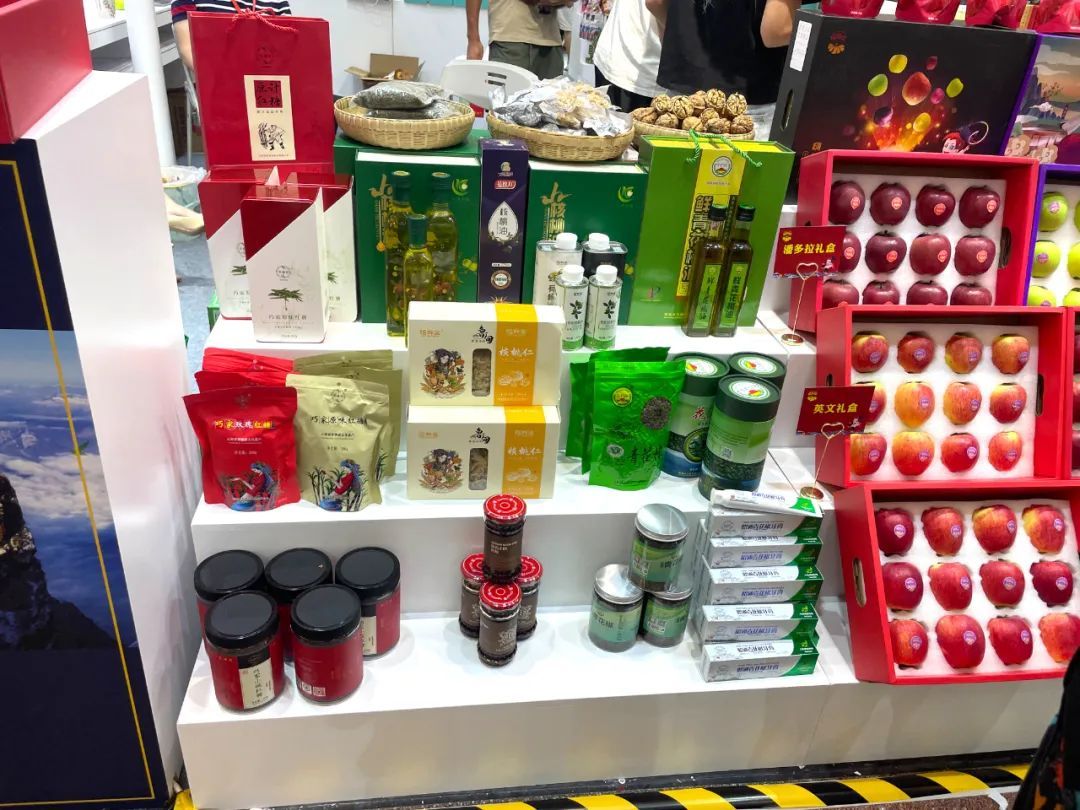 寻甸县农产品展销会_第六届上海市对口地区特色商品展销会_上海绿色农产品展销会