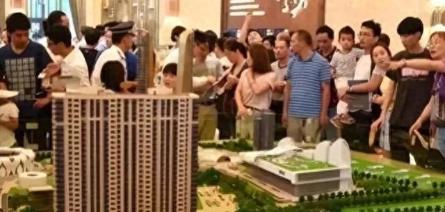 经济转型挑战_农产品滞销原因解析_房地产市场降温