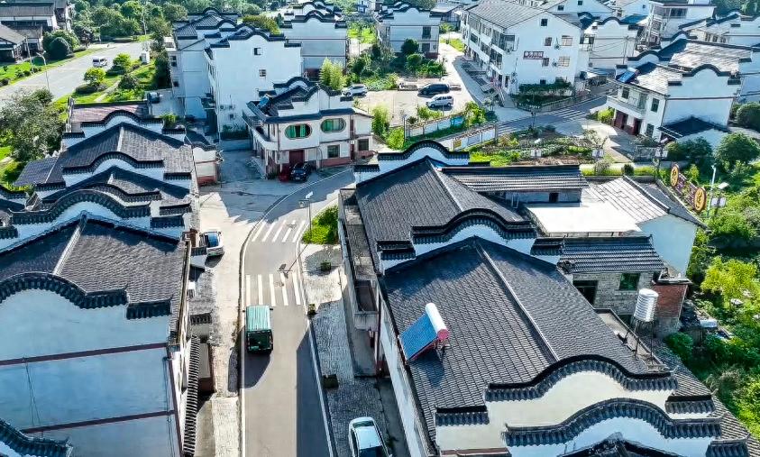 江西农产品电商怎么搞？宜黄客货邮打通快递进村路