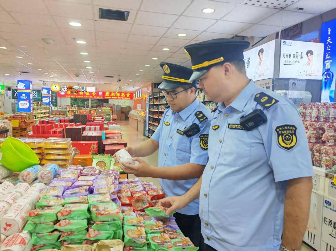 国庆中秋买月饼海鲜，先看这4点安全提醒